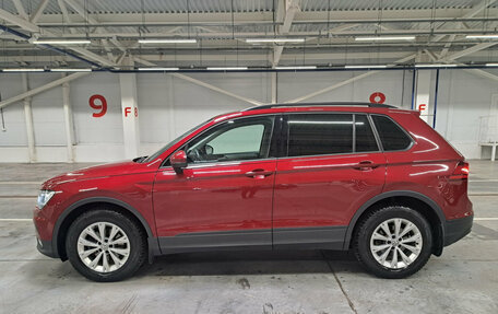 Volkswagen Tiguan II, 2019 год, 2 430 000 рублей, 10 фотография