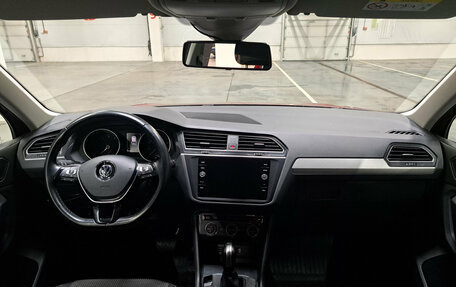 Volkswagen Tiguan II, 2019 год, 2 430 000 рублей, 17 фотография