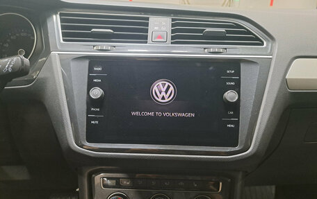 Volkswagen Tiguan II, 2019 год, 2 430 000 рублей, 18 фотография