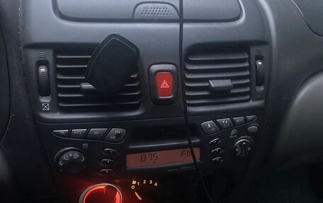 Nissan Almera, 2002 год, 190 000 рублей, 2 фотография