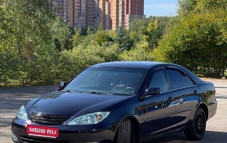 Toyota Camry V40, 2003 год, 585 000 рублей, 2 фотография