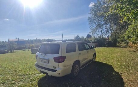 Toyota Sequoia II рестайлинг, 2011 год, 2 650 000 рублей, 4 фотография