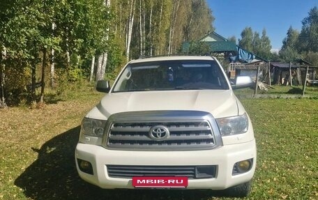 Toyota Sequoia II рестайлинг, 2011 год, 2 650 000 рублей, 5 фотография