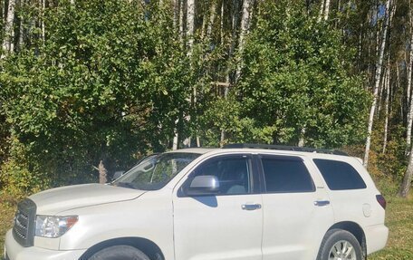 Toyota Sequoia II рестайлинг, 2011 год, 2 650 000 рублей, 8 фотография