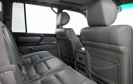 Toyota Land Cruiser 100 рестайлинг 2, 2003 год, 1 330 000 рублей, 12 фотография