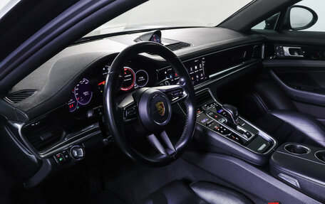 Porsche Panamera II рестайлинг, 2021 год, 9 000 000 рублей, 15 фотография