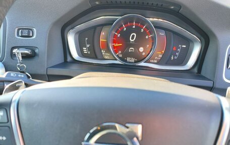 Volvo V60 I, 2017 год, 1 600 000 рублей, 11 фотография