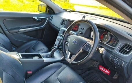 Volvo V60 I, 2017 год, 1 600 000 рублей, 12 фотография