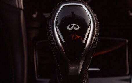 Infiniti Q50 I рестайлинг, 2015 год, 2 000 000 рублей, 9 фотография