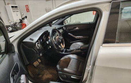 Mercedes-Benz GLA, 2015 год, 1 850 000 рублей, 6 фотография
