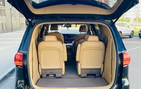 KIA Carnival III, 2019 год, 2 850 000 рублей, 7 фотография