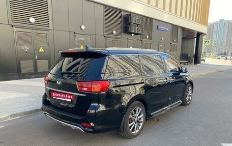 KIA Carnival III, 2019 год, 2 850 000 рублей, 3 фотография