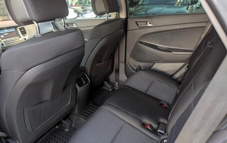 Hyundai Tucson III, 2018 год, 1 970 000 рублей, 12 фотография