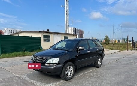 Toyota Harrier, 1998 год, 650 000 рублей, 8 фотография