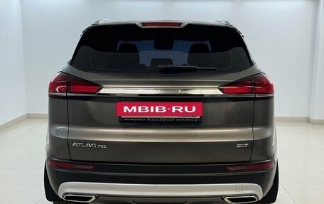 Geely Atlas, 2024 год, 2 260 000 рублей, 3 фотография