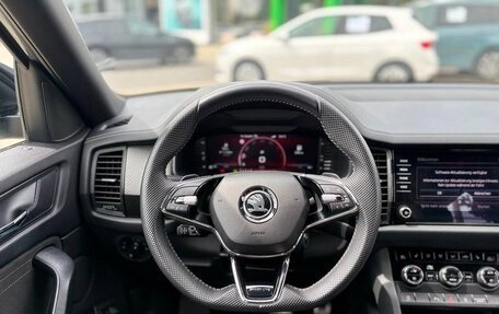 Skoda Kodiaq I, 2023 год, 3 590 000 рублей, 5 фотография