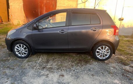 Toyota Yaris III рестайлинг, 2008 год, 600 000 рублей, 4 фотография