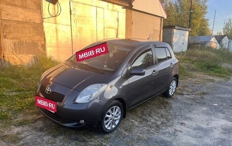 Toyota Yaris III рестайлинг, 2008 год, 600 000 рублей, 3 фотография