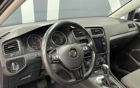 Volkswagen Golf VII, 2018 год, 1 779 900 рублей, 7 фотография