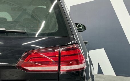 Volkswagen Golf VII, 2018 год, 1 779 900 рублей, 18 фотография