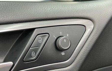 Volkswagen Golf VII, 2018 год, 1 779 900 рублей, 15 фотография