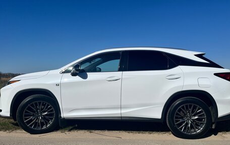 Lexus RX IV рестайлинг, 2016 год, 4 000 000 рублей, 5 фотография
