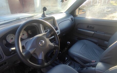 Nissan NP300, 2012 год, 950 000 рублей, 6 фотография