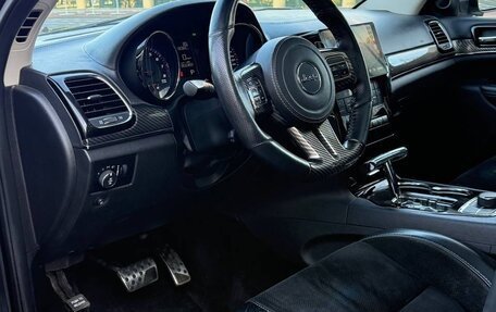 Jeep Grand Cherokee, 2012 год, 2 600 000 рублей, 18 фотография