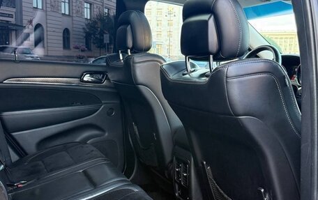Jeep Grand Cherokee, 2012 год, 2 600 000 рублей, 32 фотография
