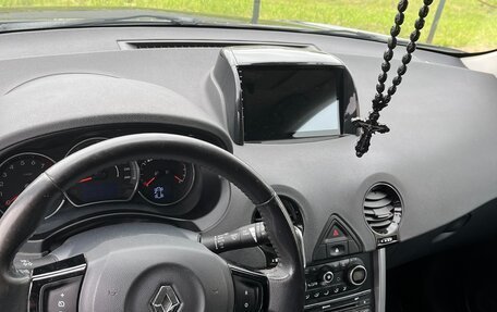 Renault Koleos I рестайлинг 2, 2014 год, 1 320 000 рублей, 4 фотография