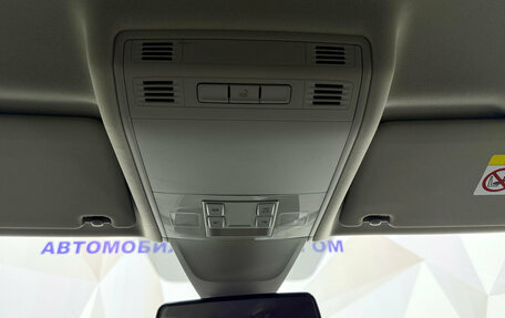 Volkswagen Tiguan II, 2020 год, 2 600 000 рублей, 23 фотография