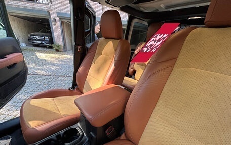 Jeep Wrangler, 2021 год, 4 350 000 рублей, 27 фотография