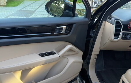 Porsche Cayenne III, 2021 год, 7 490 000 рублей, 11 фотография