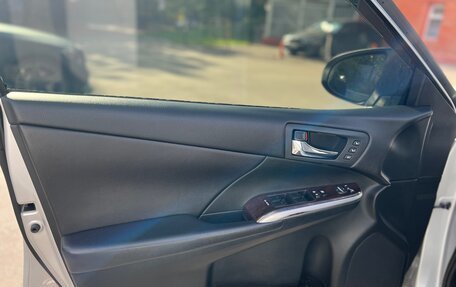 Toyota Camry, 2017 год, 2 800 000 рублей, 11 фотография
