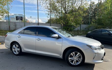 Toyota Camry, 2017 год, 2 800 000 рублей, 13 фотография