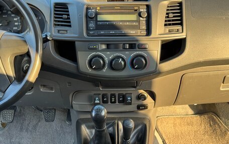 Toyota Hilux VII, 2012 год, 1 790 000 рублей, 13 фотография