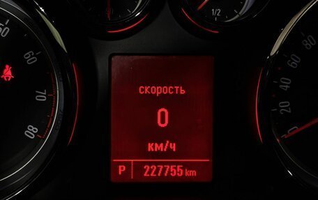 Opel Astra J, 2014 год, 589 000 рублей, 16 фотография