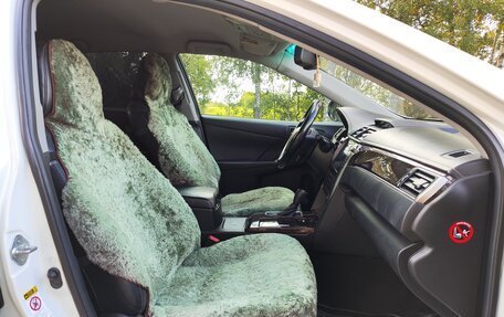 Toyota Camry, 2017 год, 1 900 000 рублей, 14 фотография