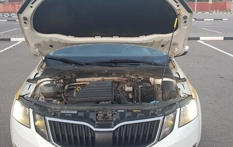 Skoda Octavia, 2017 год, 710 000 рублей, 11 фотография