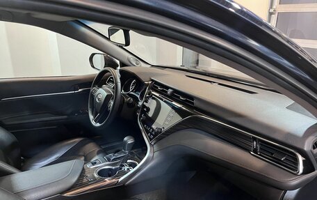 Toyota Camry, 2020 год, 2 848 000 рублей, 10 фотография