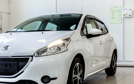 Peugeot 208 II, 2013 год, 550 000 рублей, 8 фотография
