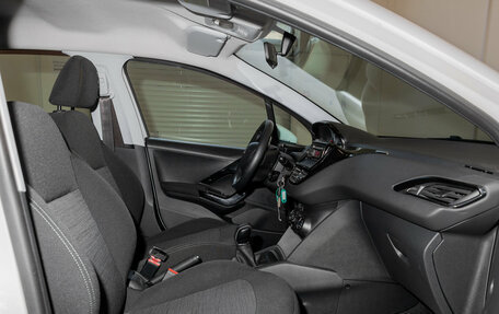 Peugeot 208 II, 2013 год, 550 000 рублей, 20 фотография