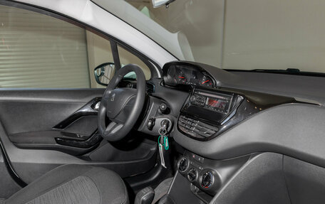 Peugeot 208 II, 2013 год, 550 000 рублей, 21 фотография