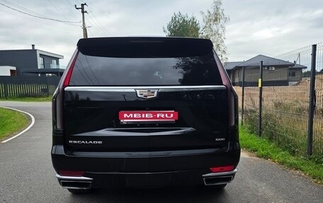 Cadillac Escalade V, 2021 год, 8 400 000 рублей, 12 фотография