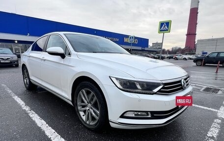 Volkswagen Passat B8 рестайлинг, 2018 год, 1 900 000 рублей, 11 фотография