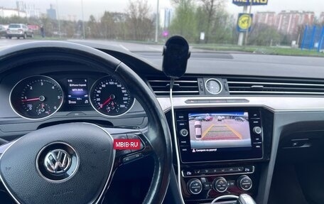 Volkswagen Passat B8 рестайлинг, 2018 год, 1 900 000 рублей, 9 фотография