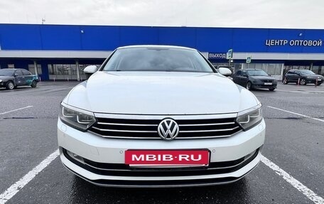 Volkswagen Passat B8 рестайлинг, 2018 год, 1 900 000 рублей, 5 фотография