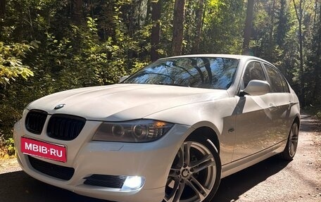 BMW 3 серия, 2011 год, 1 300 000 рублей, 1 фотография