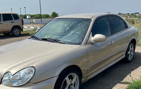 Hyundai Sonata IV рестайлинг, 2005 год, 180 000 рублей, 1 фотография