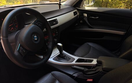 BMW 3 серия, 2011 год, 1 300 000 рублей, 6 фотография